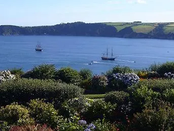 Porth Avallen St Austell